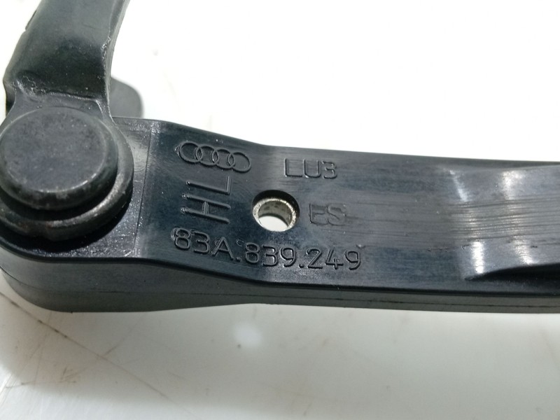 Recambio de retenedor puerta para audi q3 sportback (f3n) 35 tdi referencia OEM IAM   