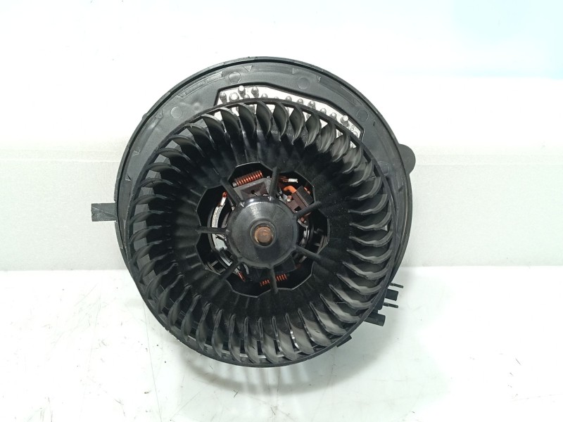 Recambio de ventilador calefaccion para audi q3 sportback (f3n) 35 tdi referencia OEM IAM   