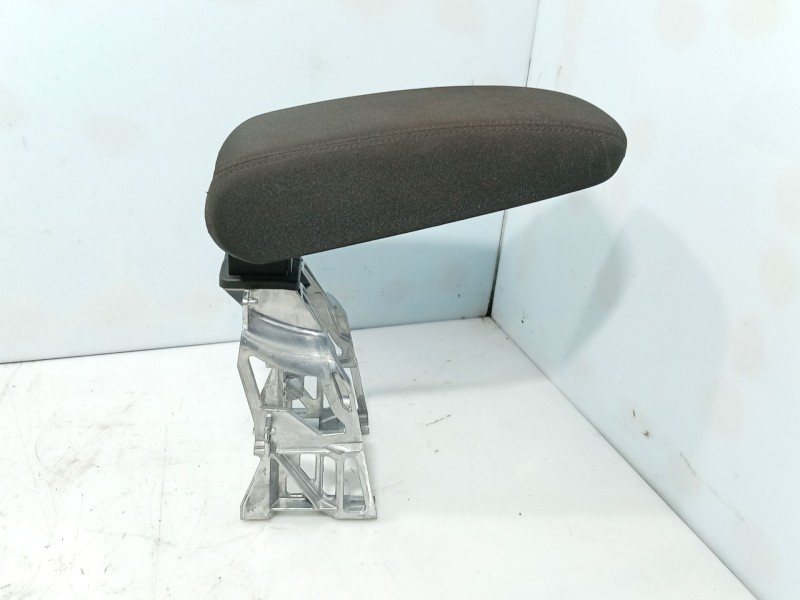 Recambio de apoyabrazos central para audi q3 sportback (f3n) 35 tdi referencia OEM IAM   