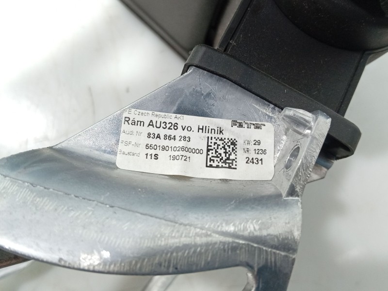 Recambio de apoyabrazos central para audi q3 sportback (f3n) 35 tdi referencia OEM IAM   