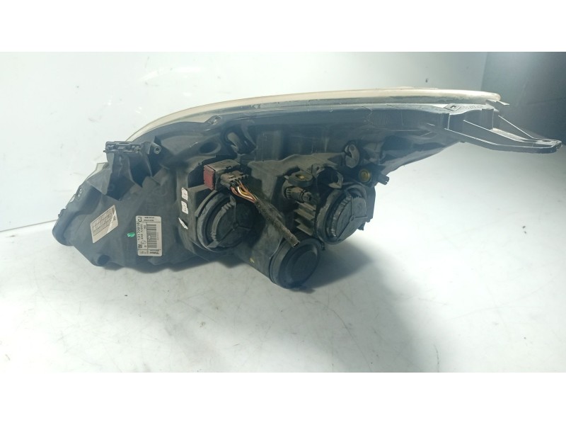 Recambio de faro derecho para opel vectra c gts (z02) 1.9 cdti (f68) referencia OEM IAM   