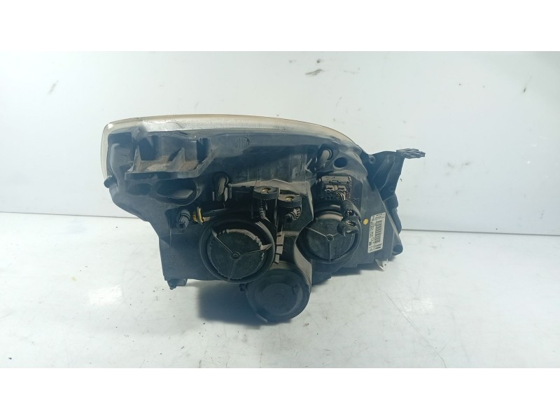 Recambio de faro izquierdo para opel vectra c gts (z02) 1.9 cdti (f68) referencia OEM IAM   