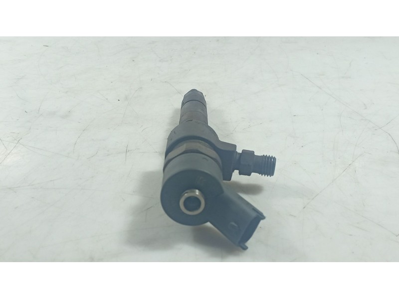 Recambio de inyector para opel vectra c gts (z02) 1.9 cdti (f68) referencia OEM IAM   
