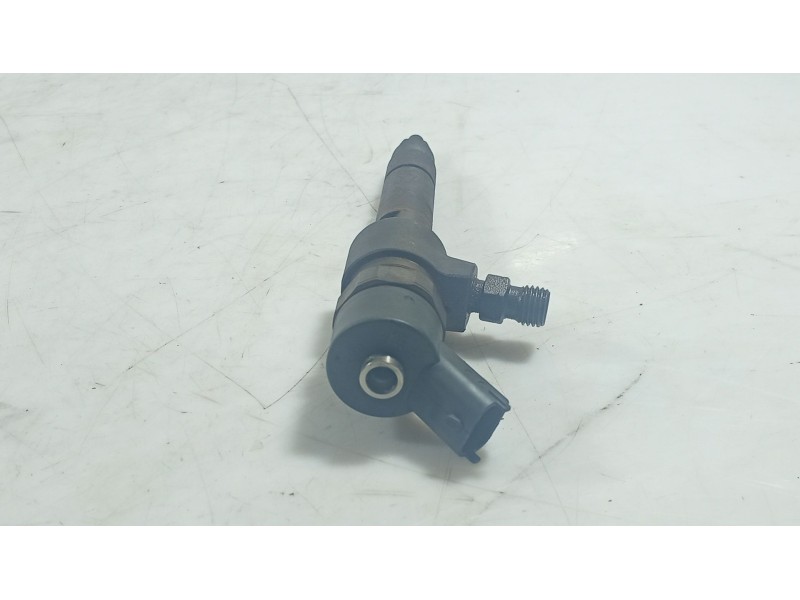 Recambio de inyector para opel vectra c gts (z02) 1.9 cdti (f68) referencia OEM IAM   