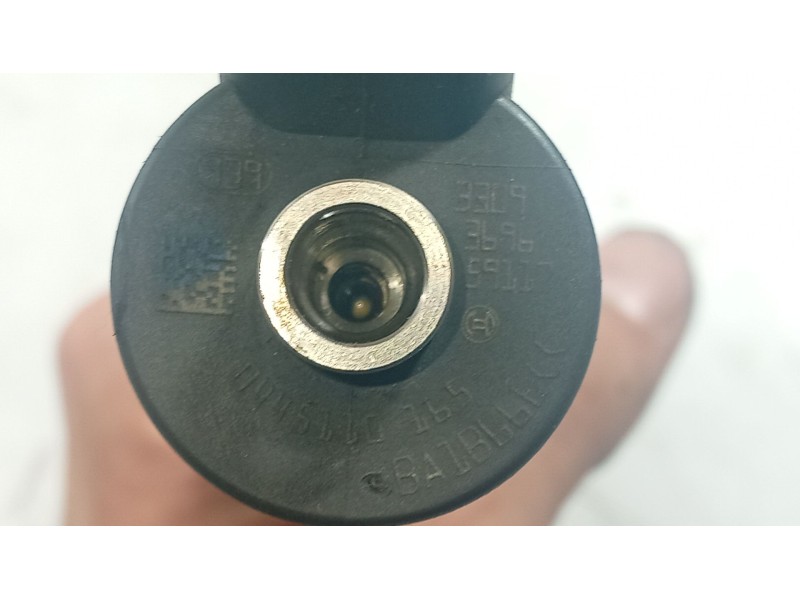 Recambio de inyector para opel vectra c gts (z02) 1.9 cdti (f68) referencia OEM IAM   