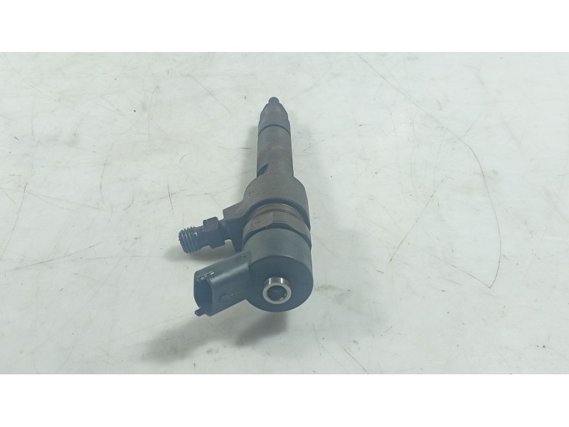 Recambio de inyector para opel vectra c gts (z02) 1.9 cdti (f68) referencia OEM IAM   