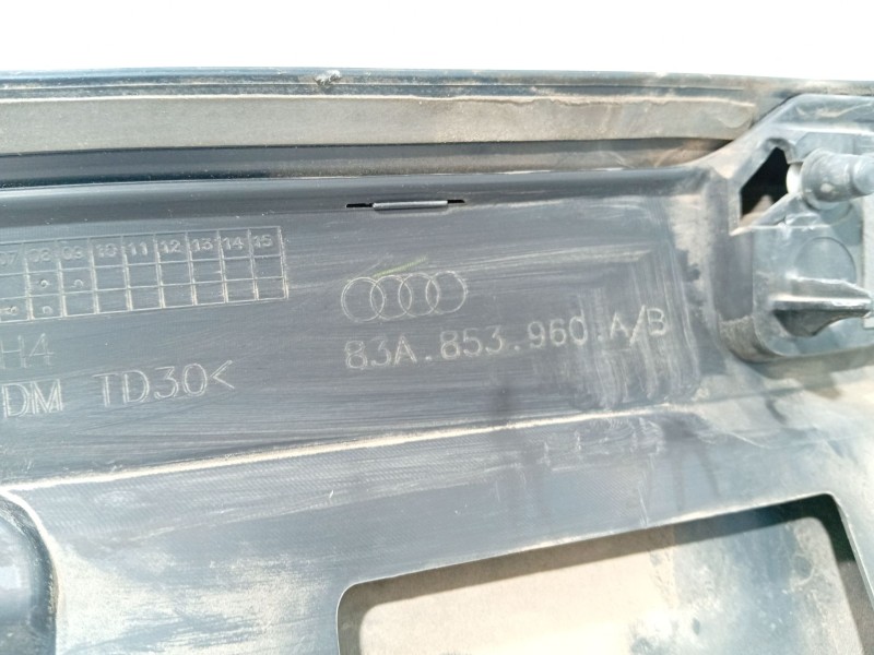Recambio de moldura para audi q3 sportback (f3n) 35 tdi referencia OEM IAM   