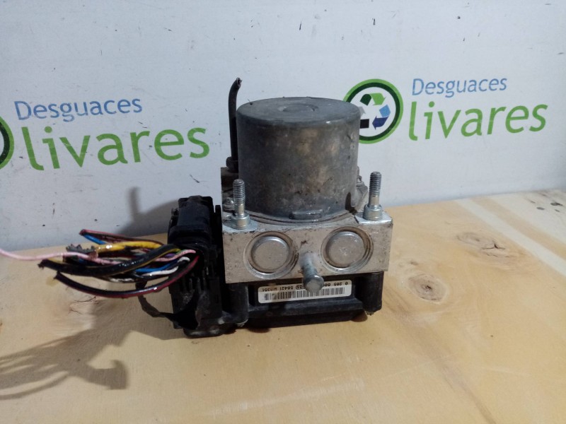 Recambio de abs para nissan almera tino (v10m) acenta   |   04.03 - 12.06 | 2003 - 2006 | 116 cv / 85 kw referencia OEM IAM D766