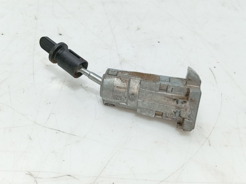 Recambio de bombin puerta delantera izquierda para audi q3 sportback (f3n) 35 tdi referencia OEM IAM   