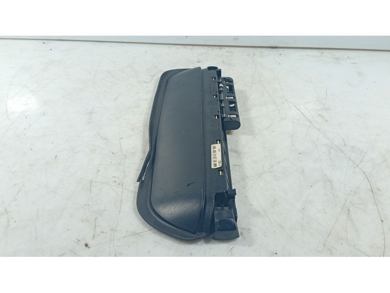 Recambio de piloto trasero central para bmw 3 (e46) 330 d referencia OEM IAM   