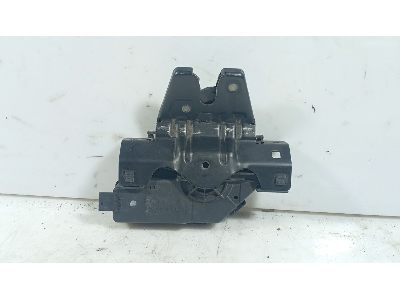 Recambio de cerradura maletero / porton para bmw 3 (e46) 330 d referencia OEM IAM   