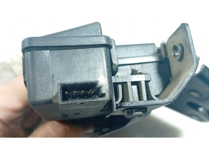 Recambio de cerradura maletero / porton para bmw 3 (e46) 330 d referencia OEM IAM   