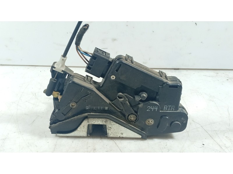 Recambio de cerradura puerta delantera derecha para bmw 3 (e46) 330 d referencia OEM IAM   