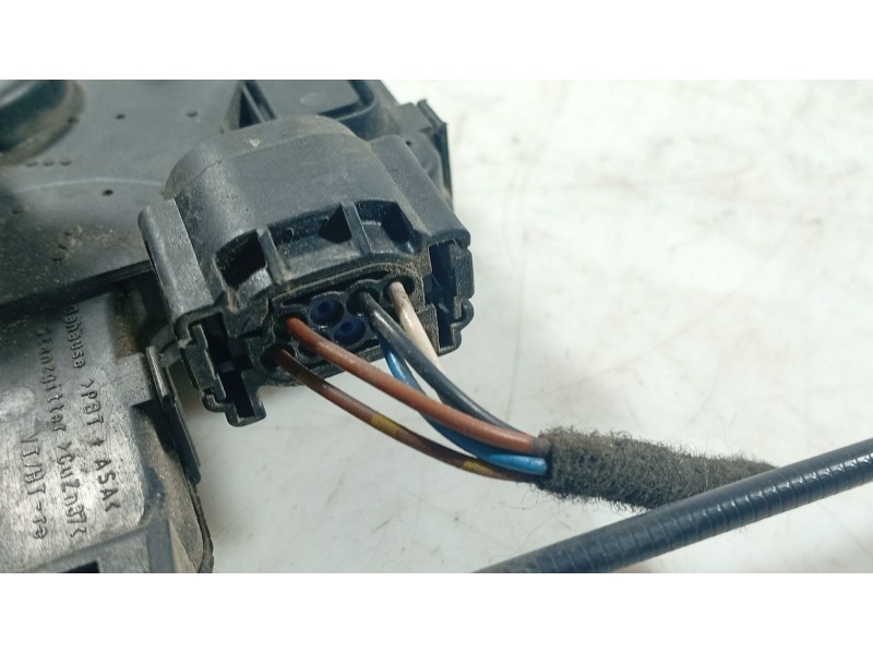 Recambio de cerradura puerta delantera derecha para bmw 3 (e46) 330 d referencia OEM IAM   