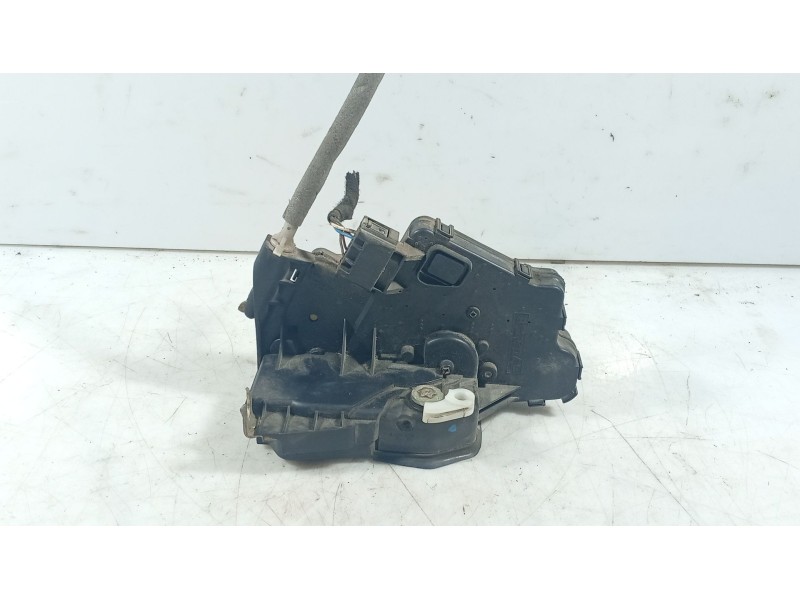 Recambio de cerradura puerta trasera izquierda para bmw 3 (e46) 330 d referencia OEM IAM   