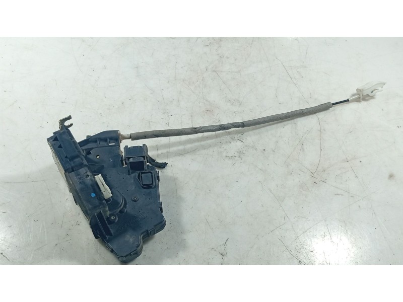 Recambio de cerradura puerta trasera izquierda para bmw 3 (e46) 330 d referencia OEM IAM   