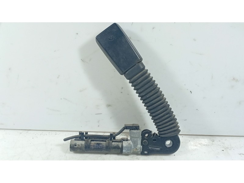 Recambio de anclaje cinturon delantero derecho para bmw 3 (e46) 330 d referencia OEM IAM   