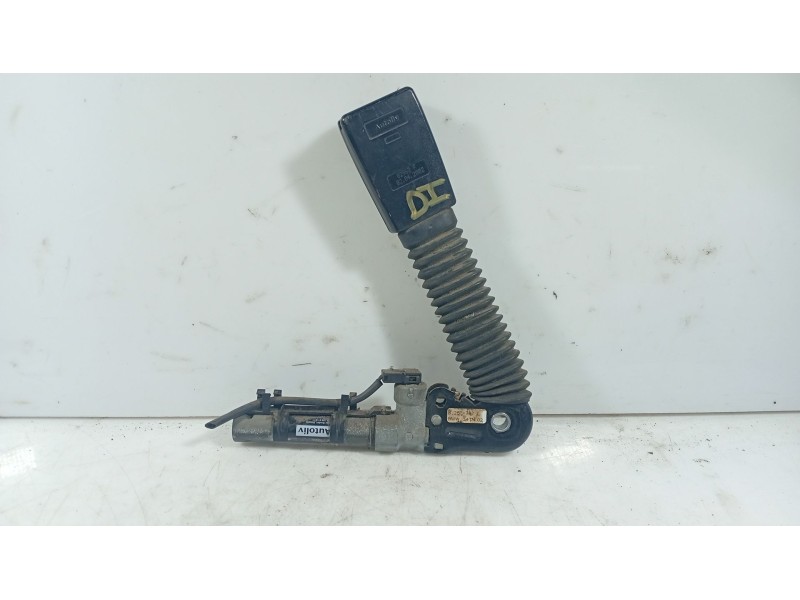 Recambio de anclaje cinturon delantero izquierdo para bmw 3 (e46) 330 d referencia OEM IAM   