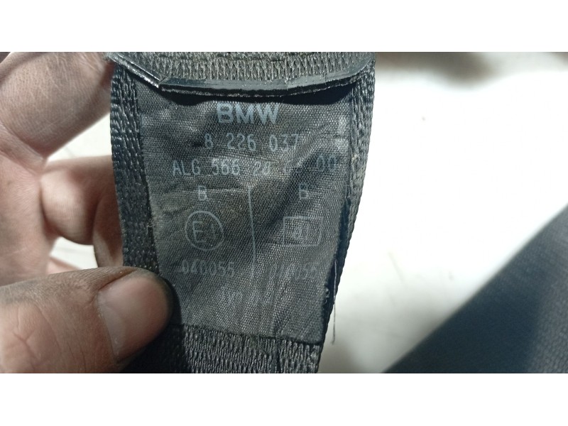 Recambio de cinturon seguridad trasero central para bmw 3 (e46) 330 d referencia OEM IAM   