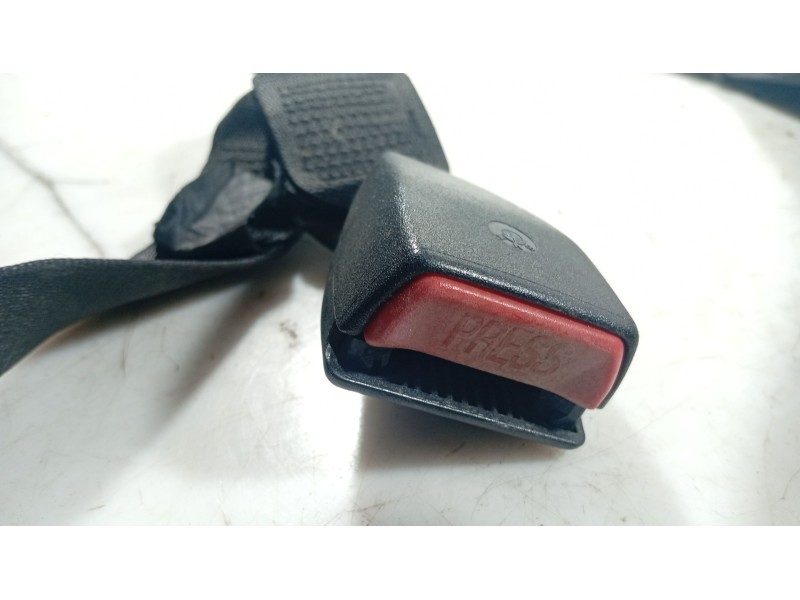 Recambio de cinturon seguridad trasero central para bmw 3 (e46) 330 d referencia OEM IAM   