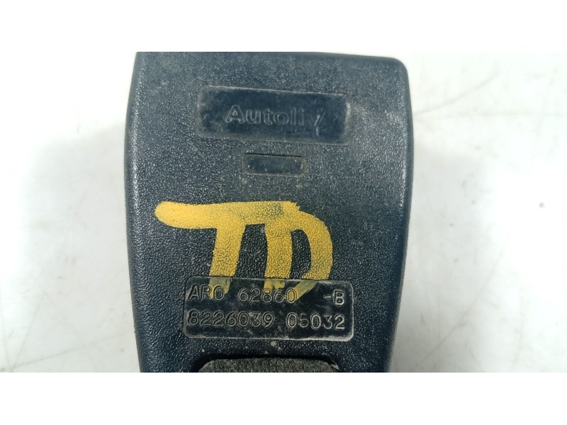 Recambio de anclaje cinturon trasero derecho para bmw 3 (e46) 330 d referencia OEM IAM   