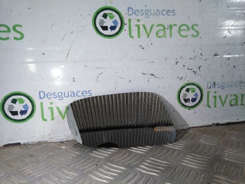 Recambio de cristal retrovisor derecho para  referencia OEM IAM 6426800  