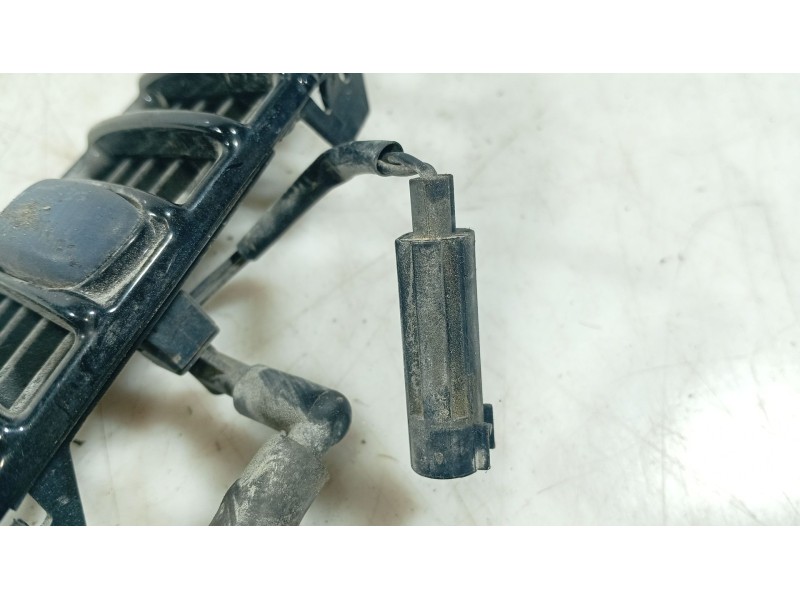 Recambio de moldura para bmw 3 (e46) 330 d referencia OEM IAM   