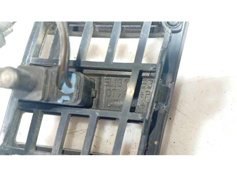 Recambio de moldura para bmw 3 (e46) 330 d referencia OEM IAM   