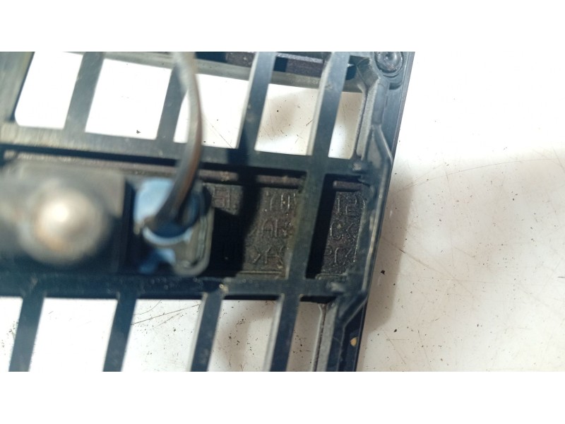 Recambio de moldura para bmw 3 (e46) 330 d referencia OEM IAM   