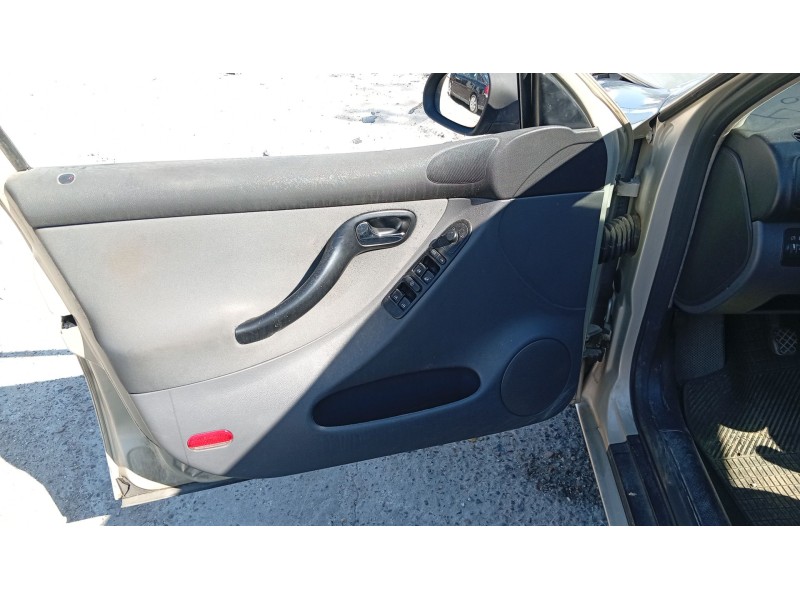 seat toledo ii (1m2) del año 2003