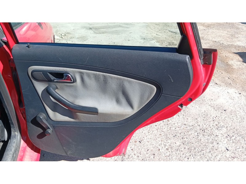 seat ibiza iii (6l1) del año 2002