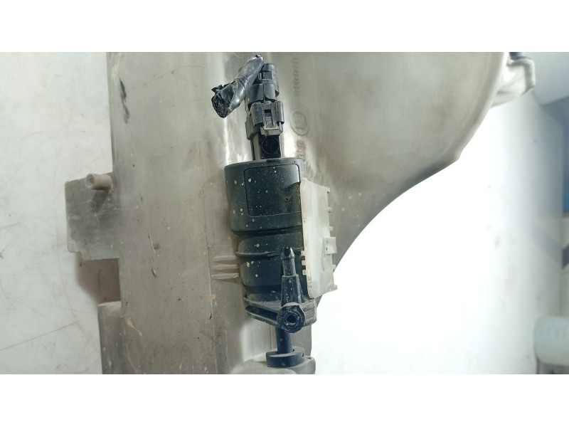 Recambio de deposito limpia para bmw 3 (e46) 330 d referencia OEM IAM   