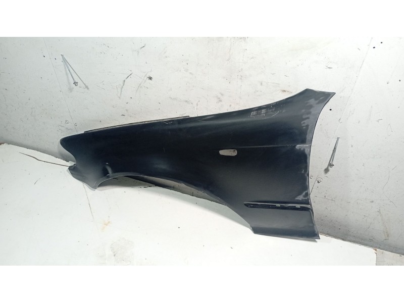Recambio de aleta delantera izquierda para bmw 3 (e46) 330 d referencia OEM IAM   