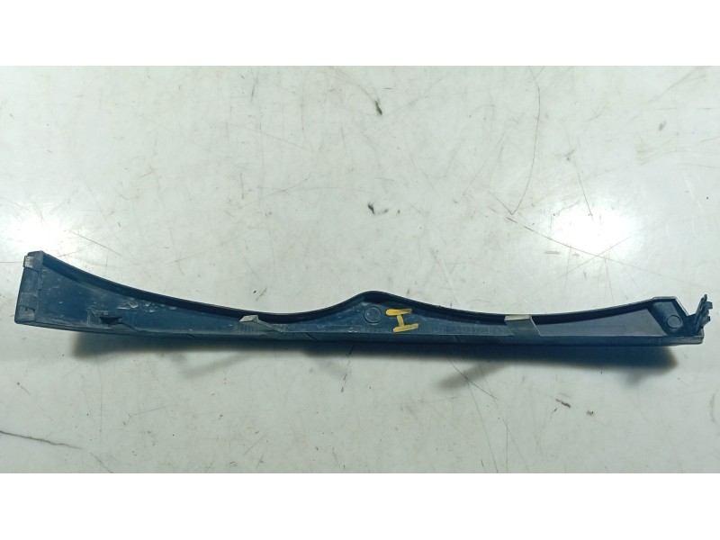 Recambio de moldura para bmw 3 (e46) 330 d referencia OEM IAM   
