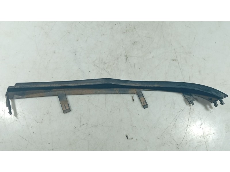 Recambio de moldura para bmw 3 (e46) 330 d referencia OEM IAM   