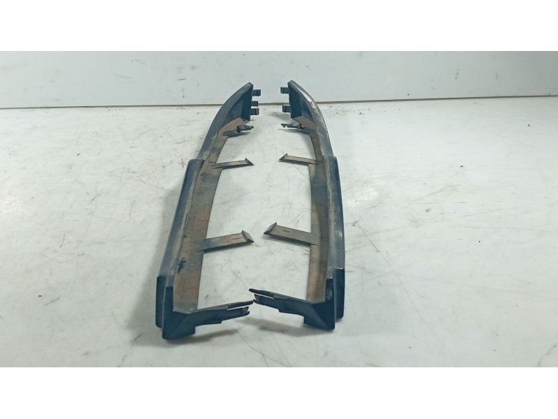 Recambio de moldura para bmw 3 (e46) 330 d referencia OEM IAM   