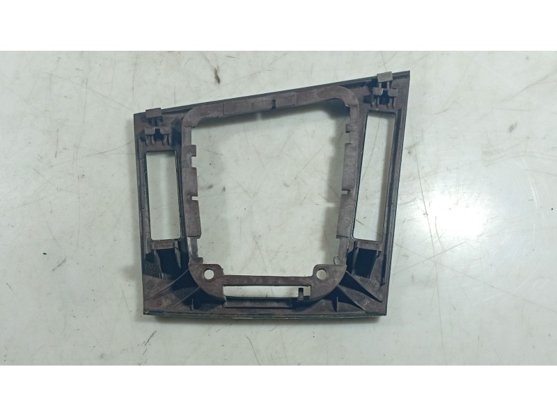 Recambio de moldura para bmw 3 (e46) 330 d referencia OEM IAM   