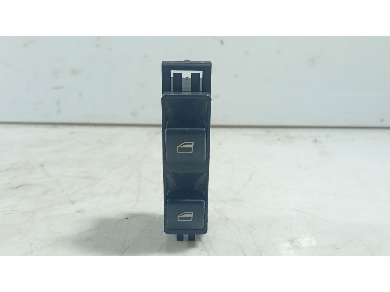 Recambio de mando elevalunas delantero derecho para bmw 3 (e46) 330 d referencia OEM IAM   