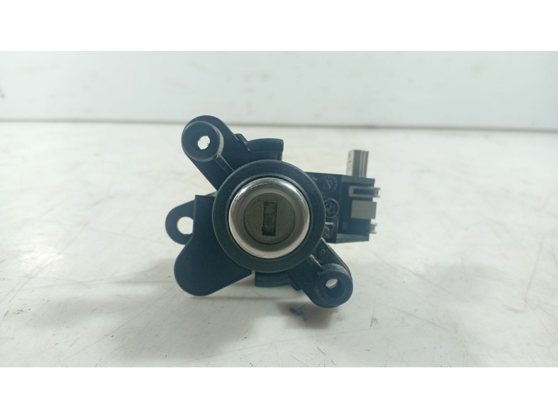 Recambio de bombin porton trasero para bmw 3 (e46) 330 d referencia OEM IAM   