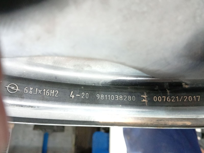 Recambio de llanta para citroën c3 iii (sx) 1.2 puretech 82 referencia OEM IAM   