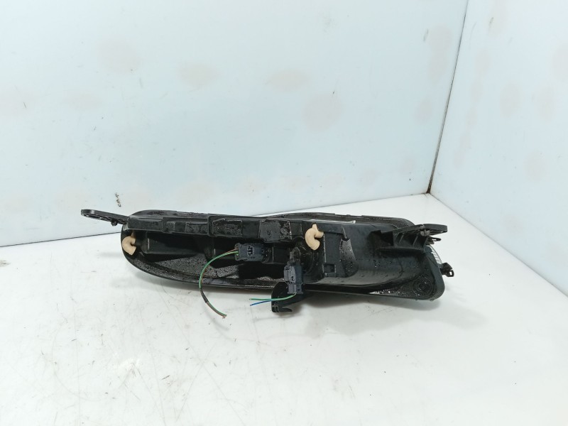 Recambio de faro izquierdo para citroën c3 iii (sx) 1.2 puretech 82 referencia OEM IAM   