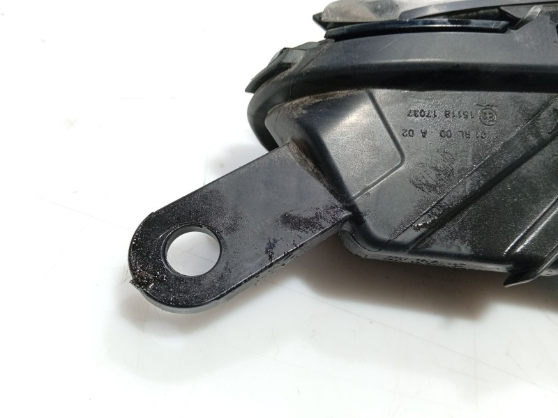 Recambio de faro izquierdo para citroën c3 iii (sx) 1.2 puretech 82 referencia OEM IAM   