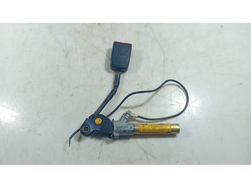 Recambio de anclaje cinturon delantero izquierdo para citroën zx (n2) 1.9 d referencia OEM IAM   