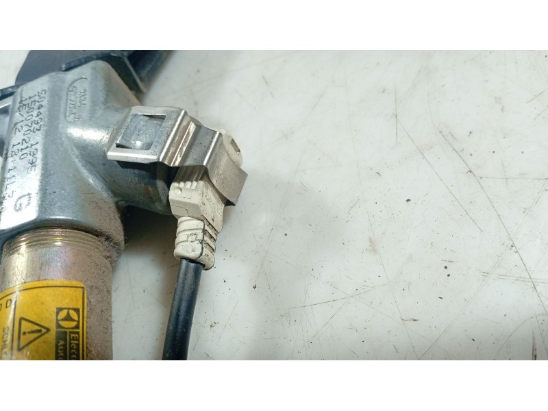Recambio de anclaje cinturon delantero izquierdo para citroën zx (n2) 1.9 d referencia OEM IAM   