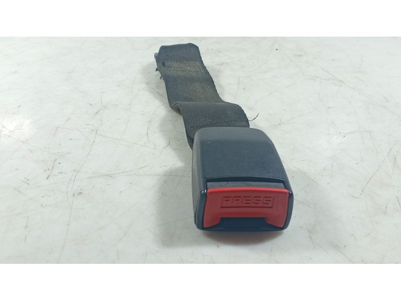 Recambio de anclaje cinturon trasero izquierdo para citroën zx (n2) 1.9 d referencia OEM IAM   