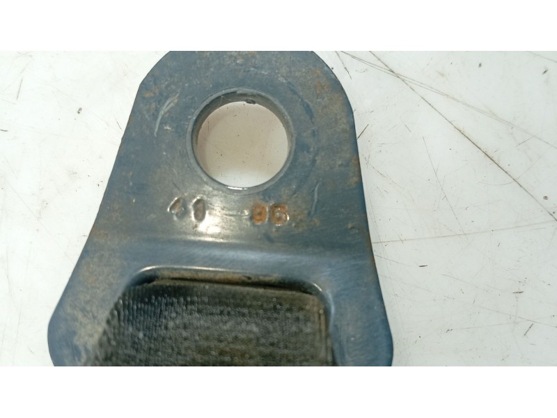 Recambio de anclaje cinturon trasero derecho para citroën zx (n2) 1.9 d referencia OEM IAM   