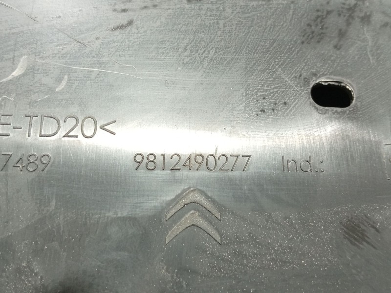 Recambio de guantera para citroën c3 iii (sx) 1.2 puretech 82 referencia OEM IAM   