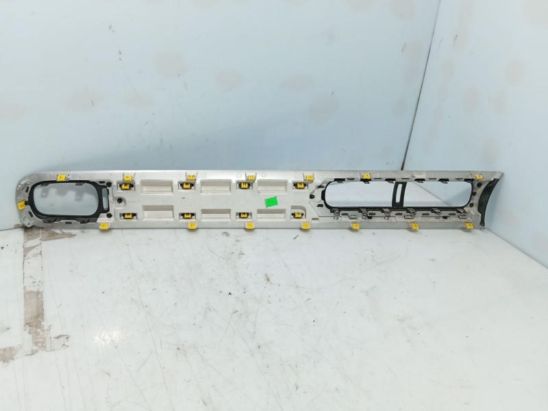 Recambio de moldura para citroën c3 iii (sx) 1.2 puretech 82 referencia OEM IAM   