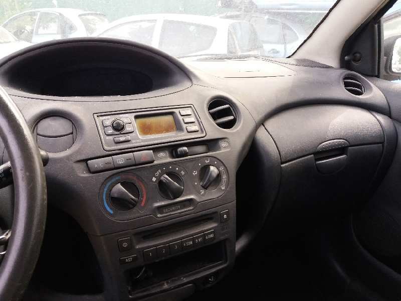 toyota yaris (ncp1/nlp1/scp1) 1.0 cat   |   0.99 - 0.05 | 1999 - 2005 | 65 cv / 48 kw del año 1999