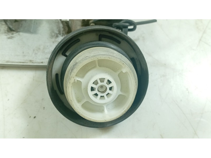 Recambio de tapa combustible para chevrolet lacetti (j200) 1.6 referencia OEM IAM   
